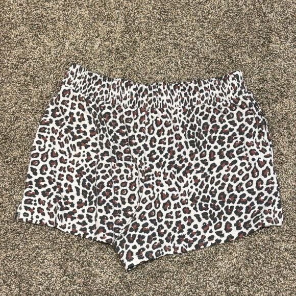 Victoria Secret | Leopard Print Hoodie and Shorts Pajama/Comfort Set - Picture 6 of 6